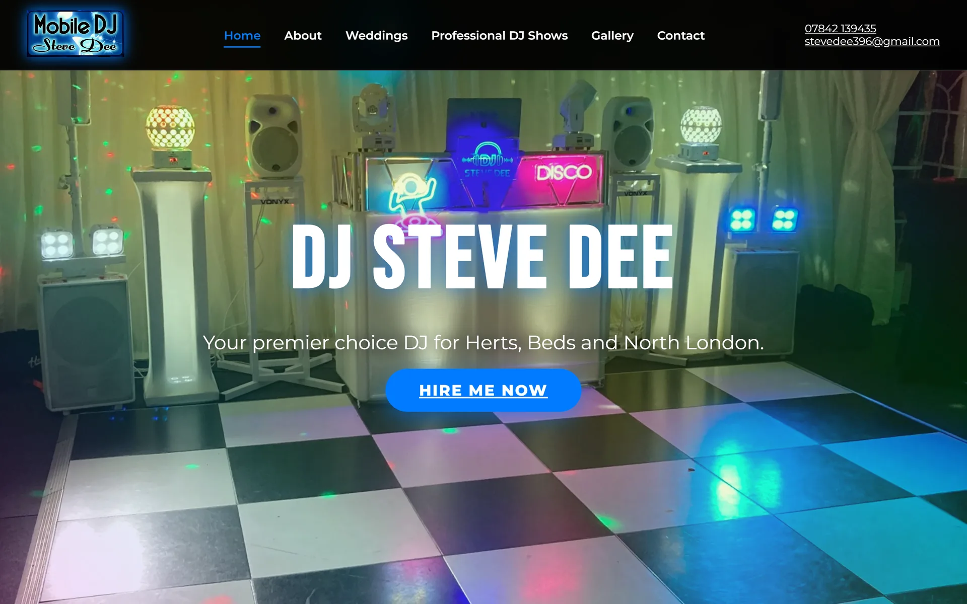 DJ Steve Dee homepage with his DJ booth and LED lights behind the headline